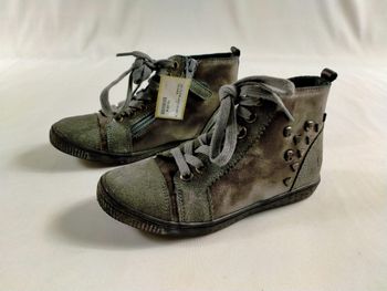 Leloupblanc-30-baskets gris