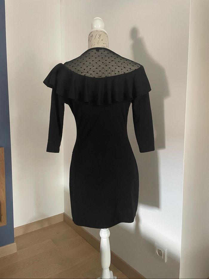 Robe noire - photo numéro 3