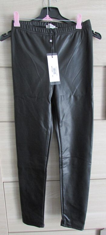 Legging noir fille type Sky Molly Bracken 16 ans