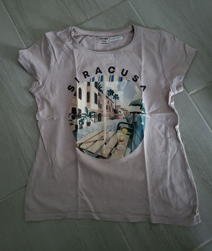 t-shirt