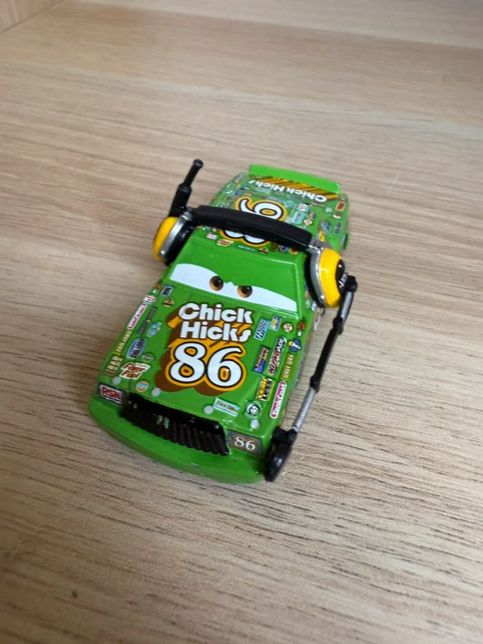 Voiture cars Chick hicks Disney pixar - photo numéro 2