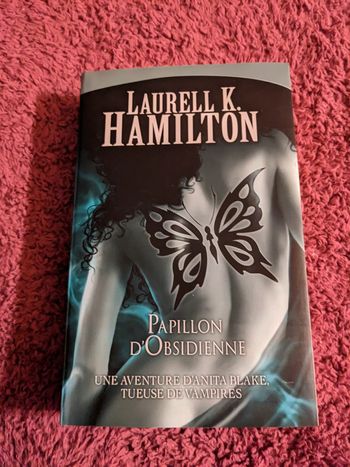 Papillon d'obsidienne de Laurell K. Hamilton