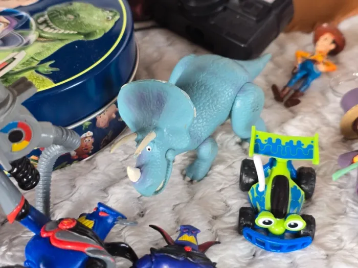Gros lot de jouets Toy Story - photo numéro 12