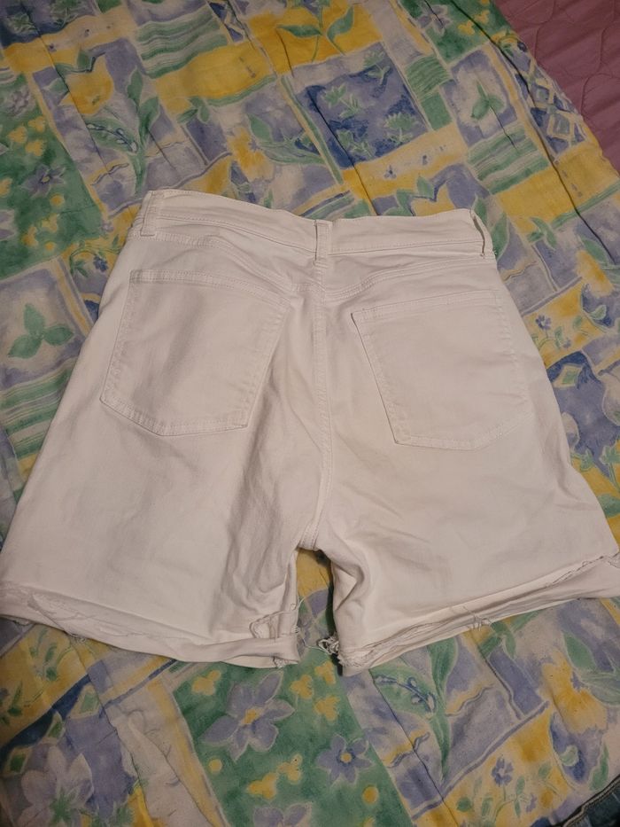 SHORT JEAN BLANC GAP - photo numéro 2