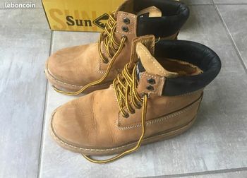 Chaussures montantes taille 38 jaunes