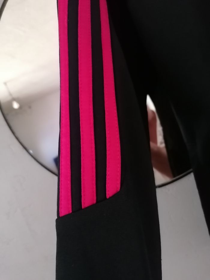 Veste sport🧥 noir et fushia, Adidas, 10ans - photo numéro 3