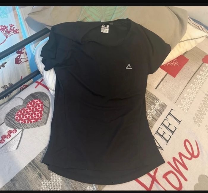 Tee-shirts femme taille 40💐