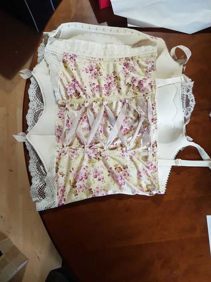 Corset bustier Lejaby  taille 3 ou M - photo numéro 6