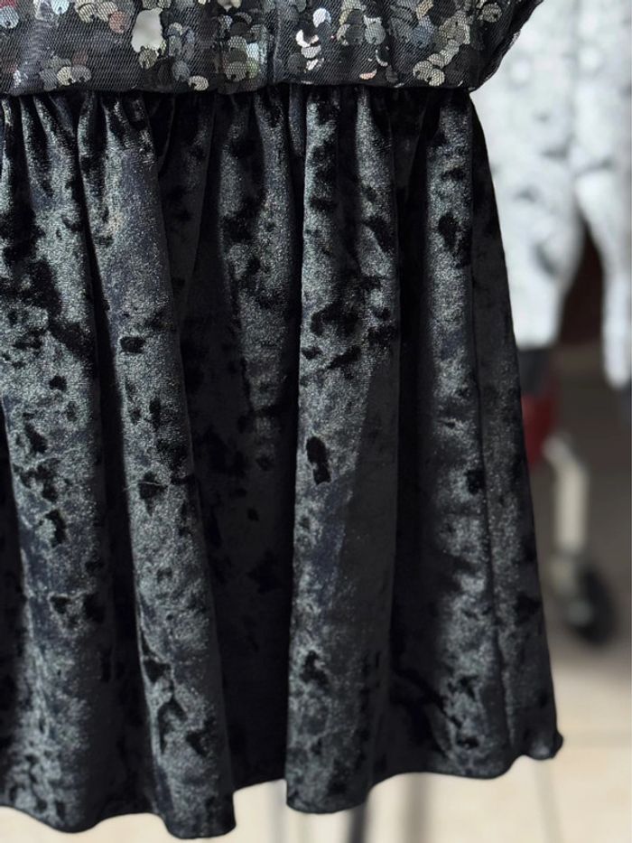 Robe Benetton 12 mois - photo numéro 3