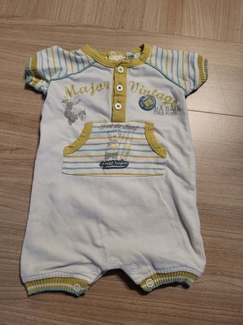 Barboteuse taille 3 mois (60 cm)