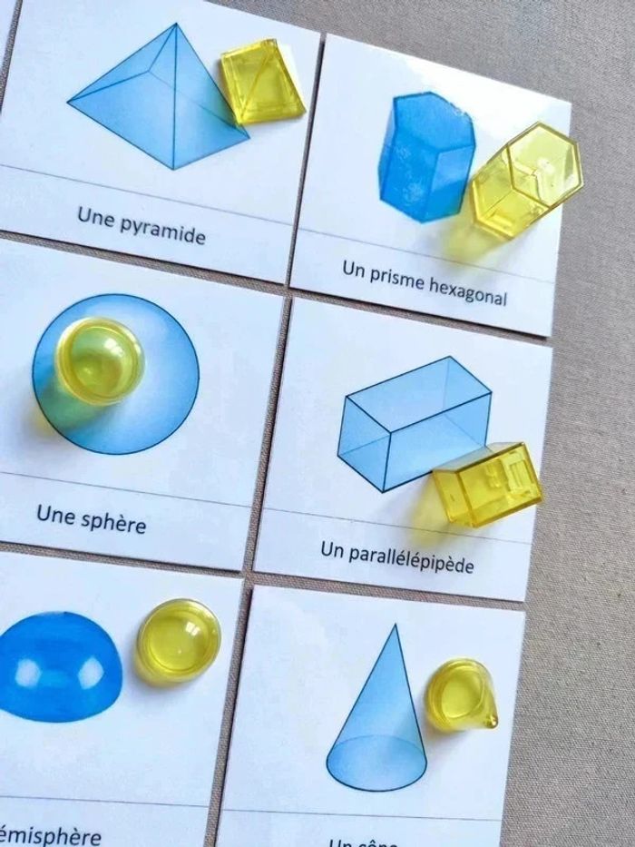 Cartes de nomenclature des solides géométriques avec figurines Montessori - photo numéro 4