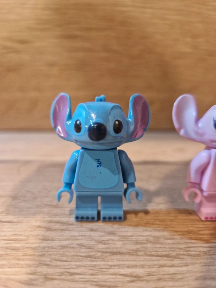 Figurines type lego Angele et Stitch Disney - photo numéro 2