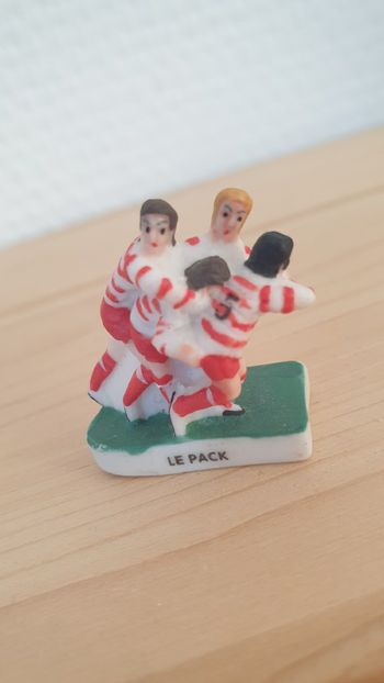 Fève collection sport rugby 