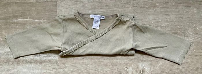 Body manches longues « H&M » beige foncé/kaki clair taille 2-4 mois-62 cm