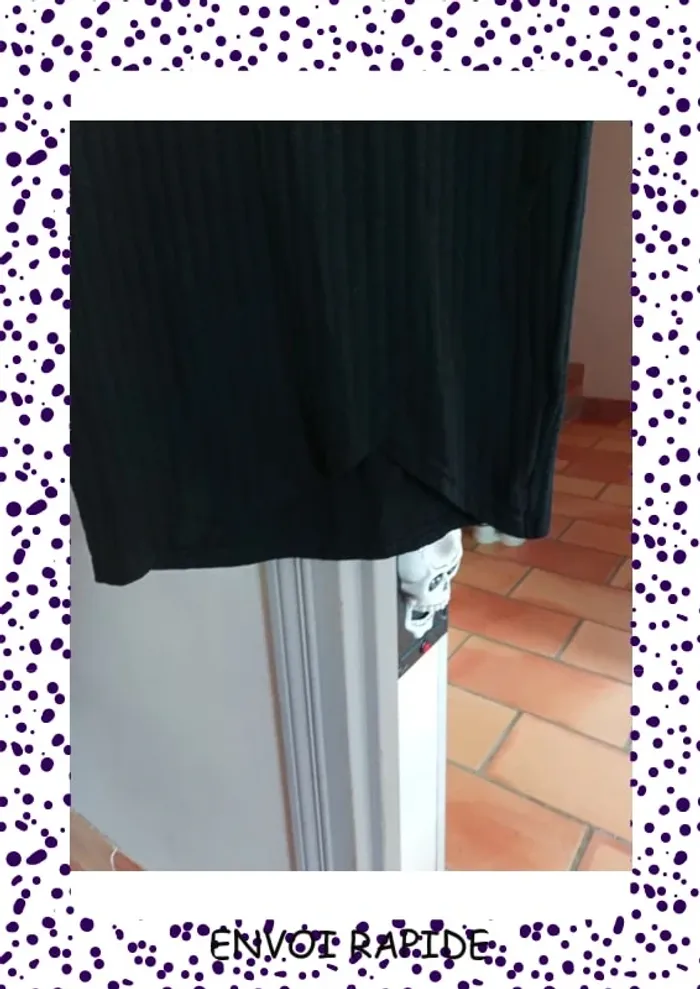 Robe noir moulante, côtelé en coton polyester, épaule dénudé - photo numéro 5