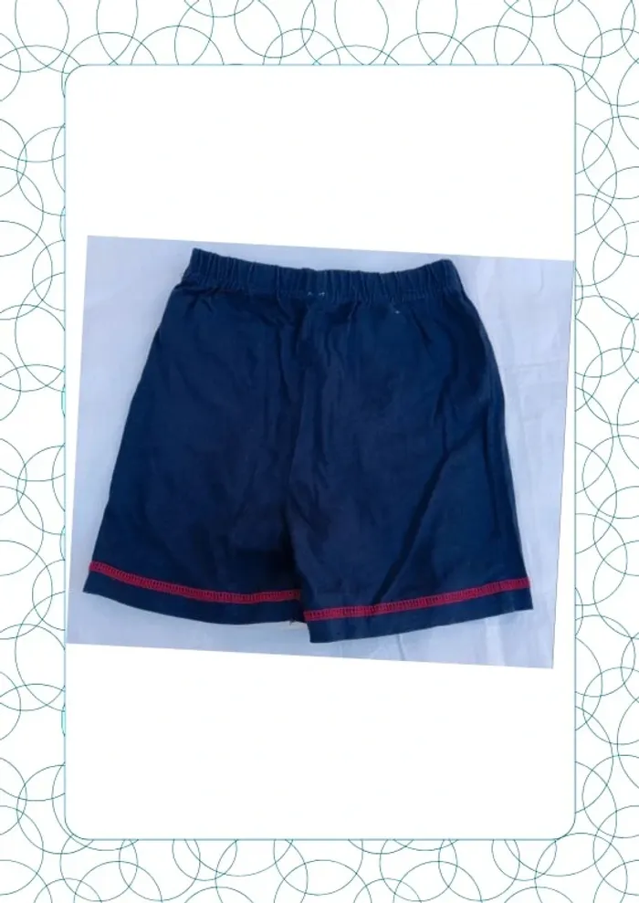 Short 6 mois - photo numéro 3