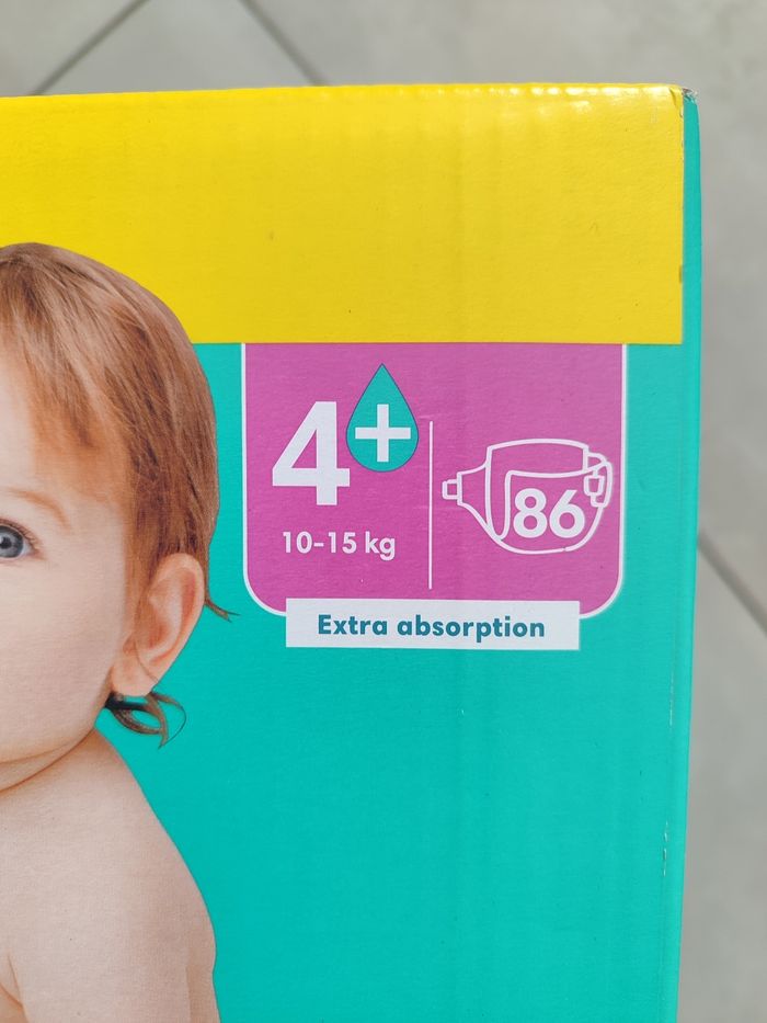 Méga pack couches pampers - photo numéro 2