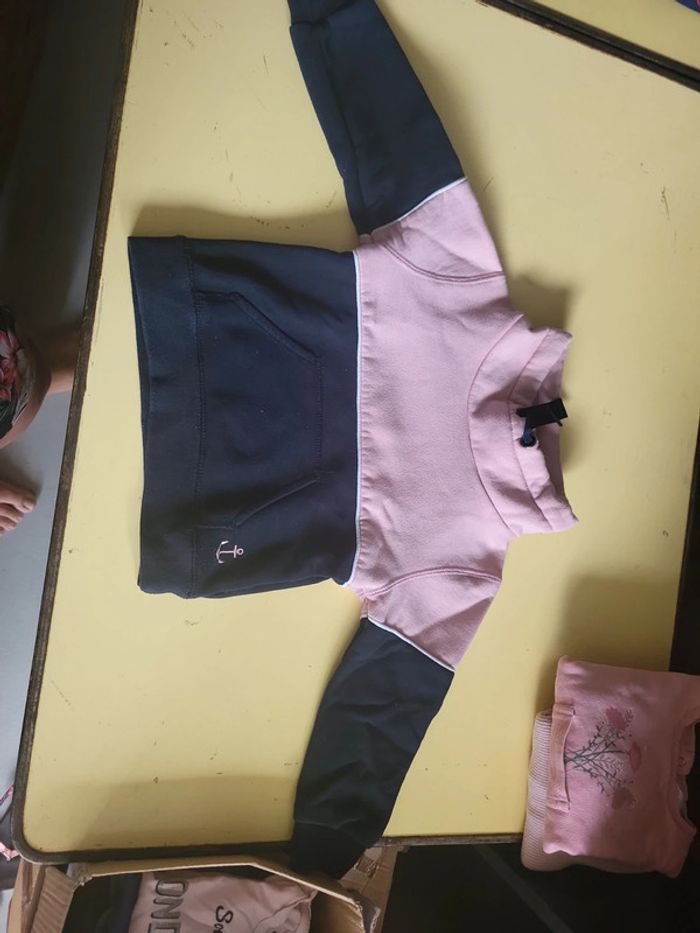 Lot vêtements fille 4 ans - photo numéro 6