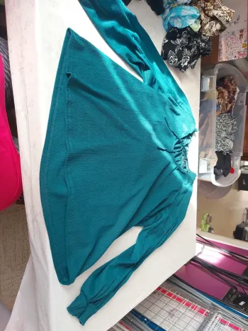 Haut manches longues bleu canard