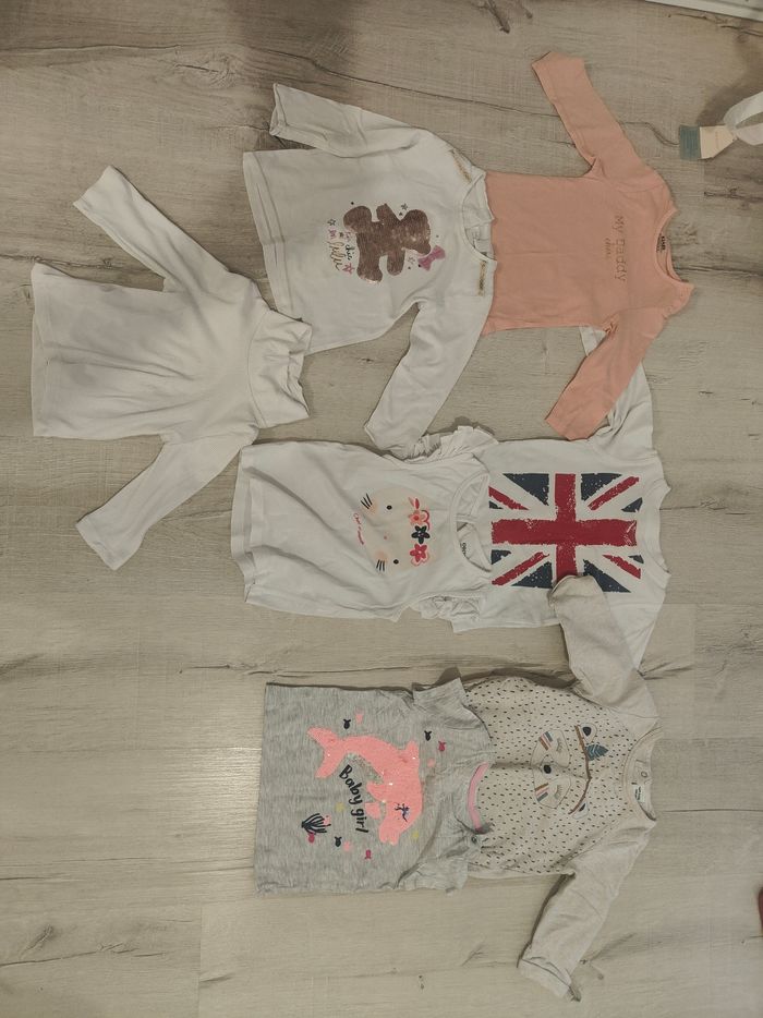 Lot 60 vêtements bébé fille 6-12mois - photo numéro 8
