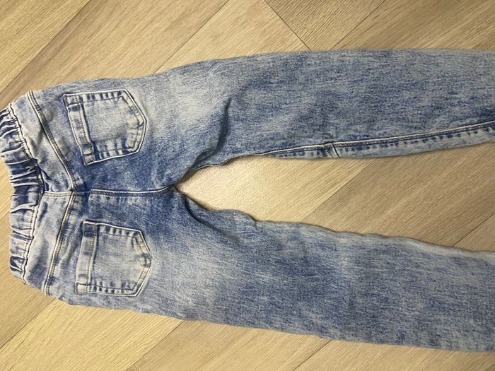 Jean taille 4/5 ans - photo numéro 3