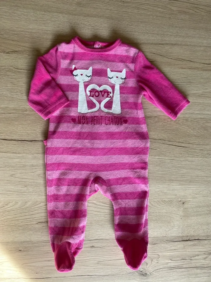 Pyjama hiver rayé rose velours bébé fille 3 mois bébé rêve