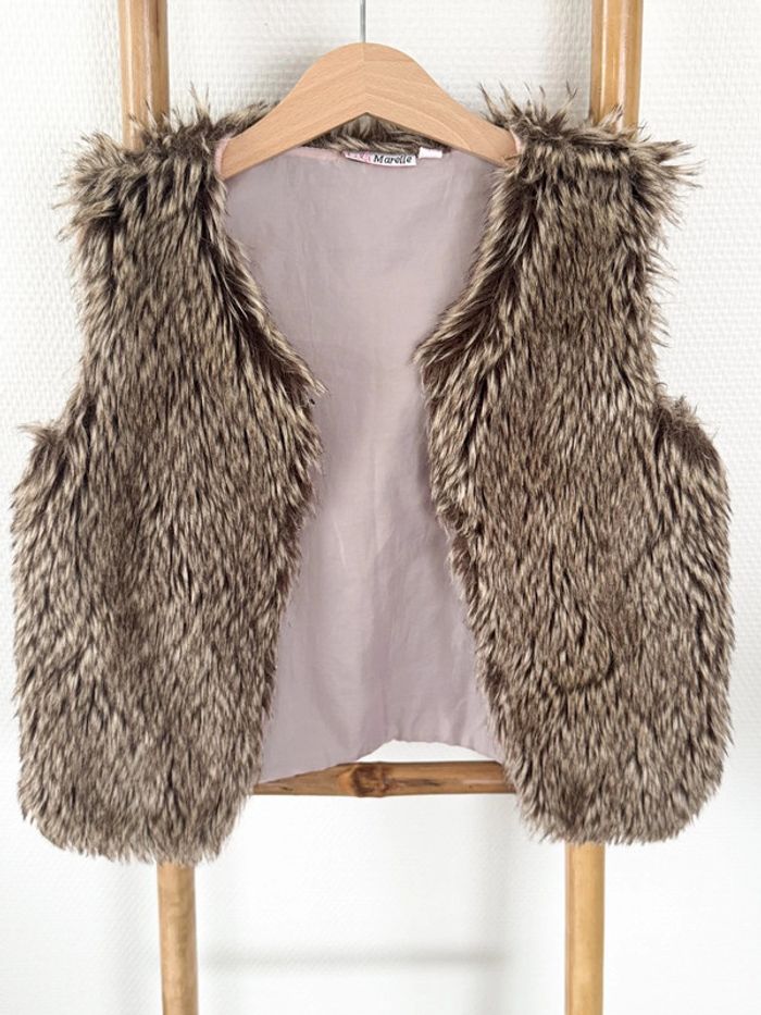 Manteau, gilet en fausse fourrure sans manches Lili Marelle Taille 8 ans