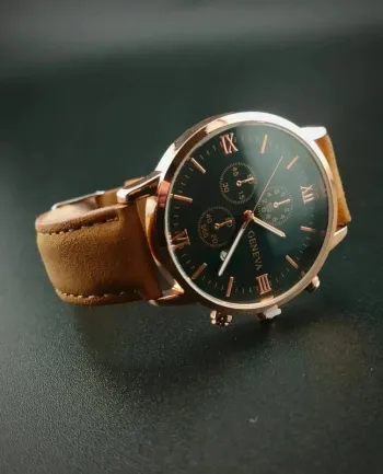 Montre marron, rose, style vintage old school