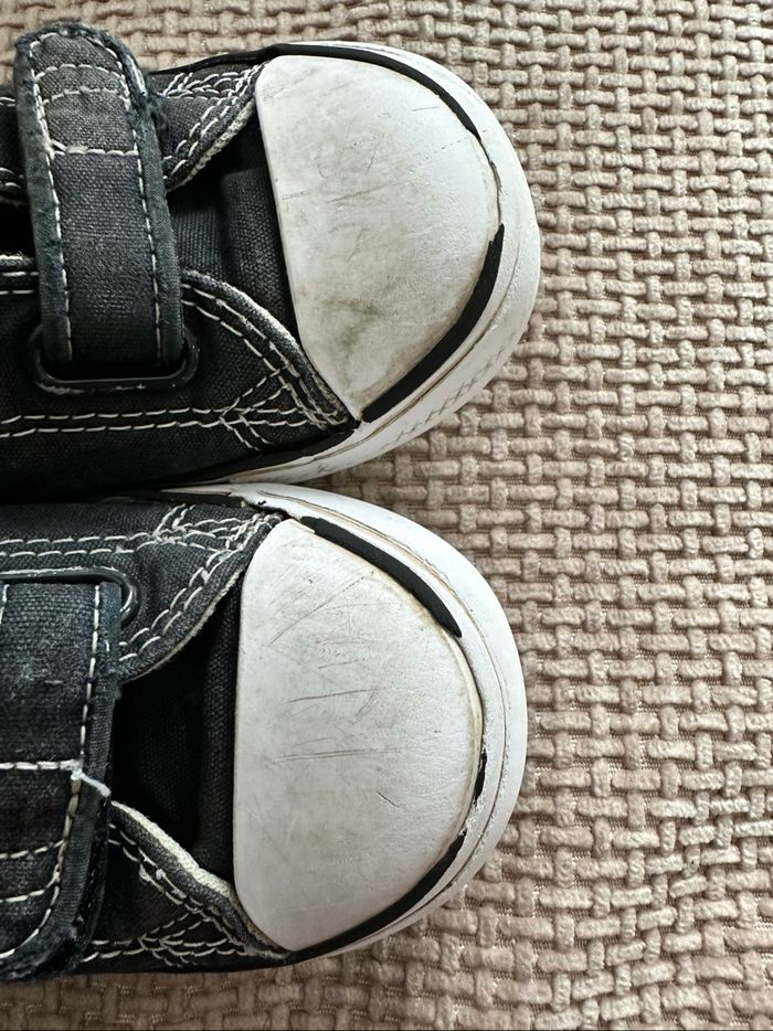 Converse enfant taille 26 - photo numéro 3