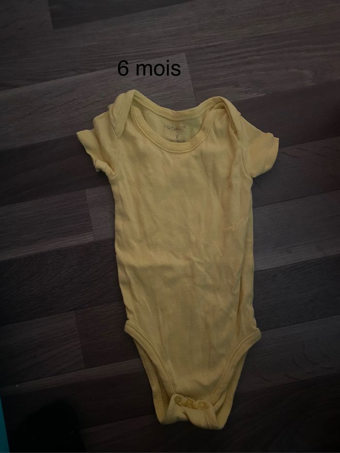Vend vêtement 6 mois garçon - photo numéro 2