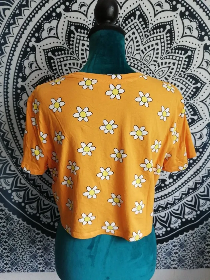 Tee-shirt crop top orange motifs fleurs pâquerettes / terranova / (M) - photo numéro 5