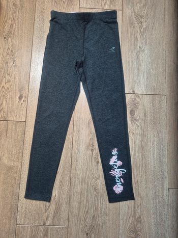 Legging "energetics" gris chiné/rose clair 10 ans en parfait état