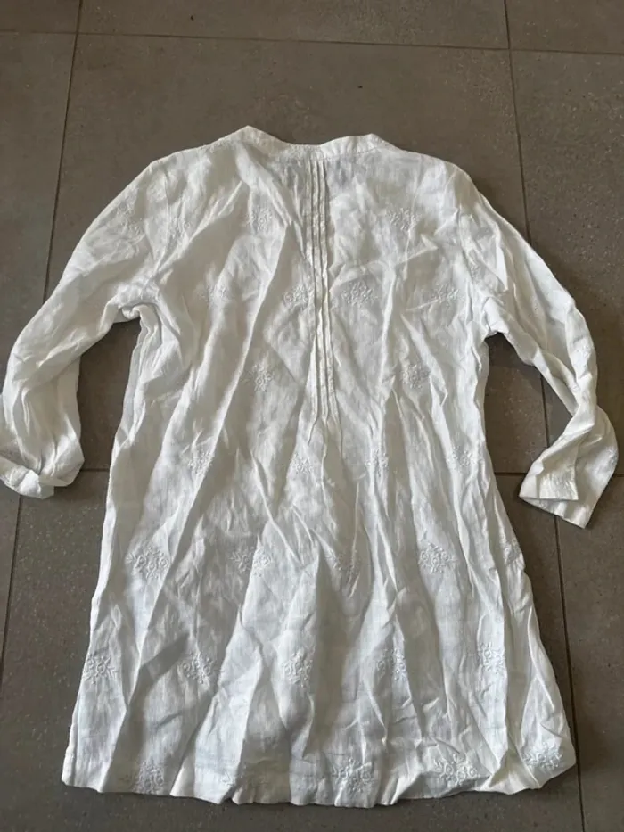 Robe blanche transparente Amaryllis, taille M, très bon état - photo numéro 4