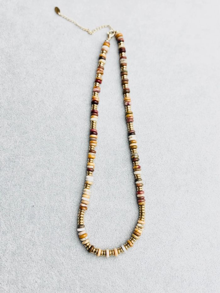 Collier perles marron beige