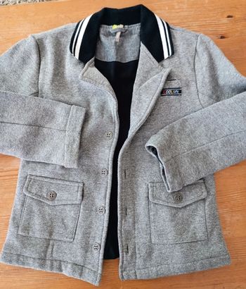 Veste chaude taille 8 ans