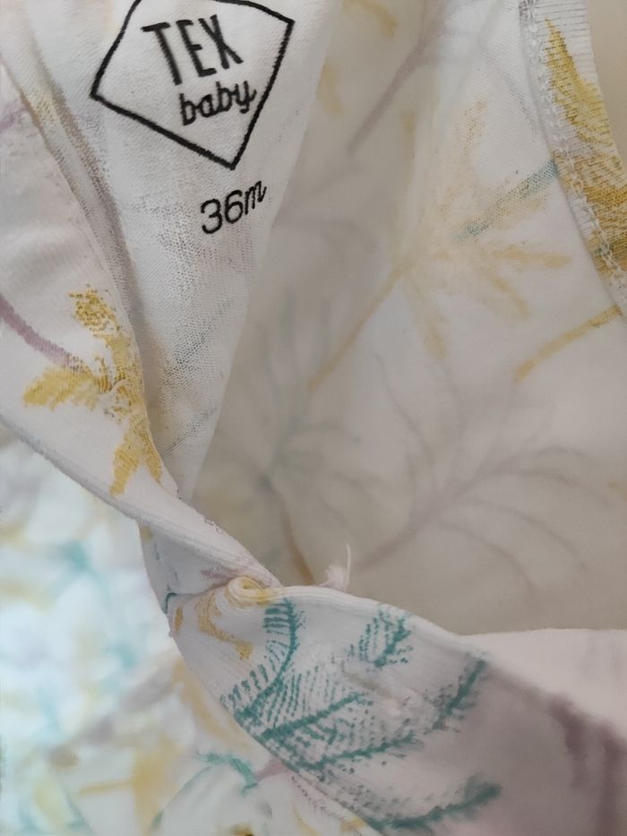 3 Robes pour enfants - photo numéro 3