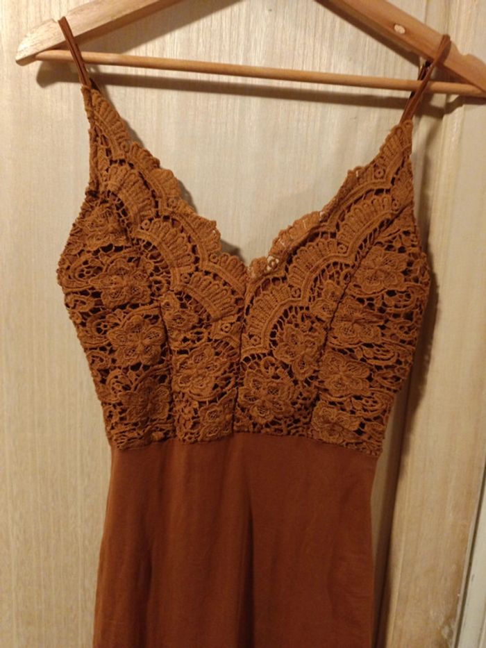 Robe moulante - photo numéro 2