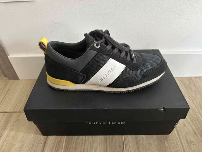Tommy Hilfiger taille 40