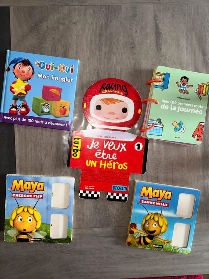 Livre enfant bébé maya oui oui premier mots
