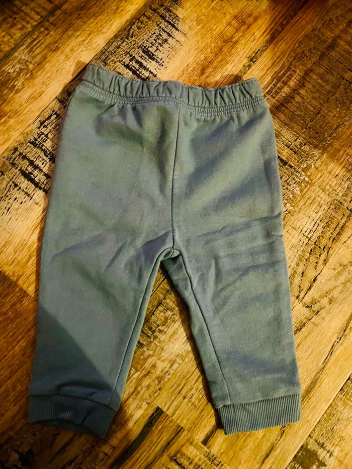 Lot pantalons 12 mois - photo numéro 3