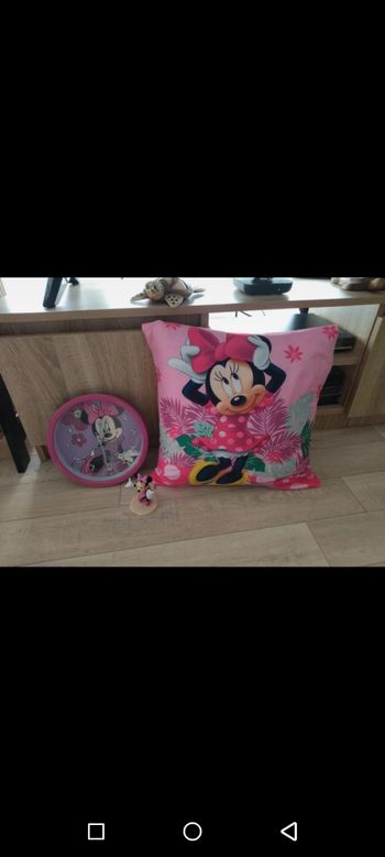 Lot Minnie