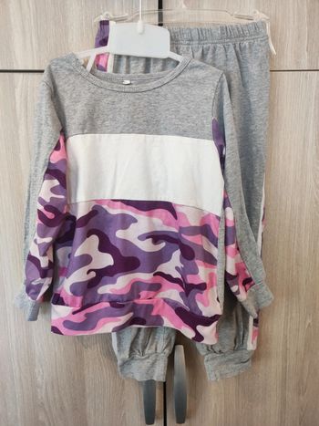 Ensemble jogging camouflage 2 pieces 5 ans