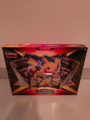 Coffret Pikachu destiné radieuse 