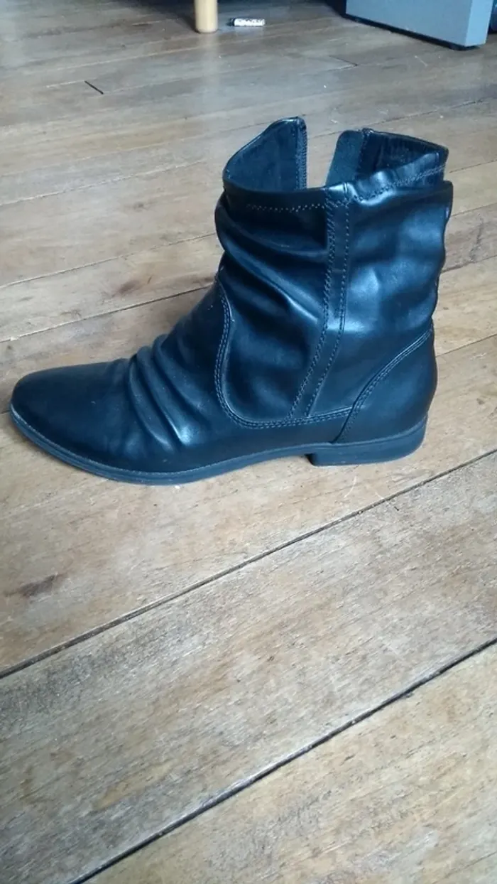 Bottines plissées noires San Marina taille 40 - photo numéro 4