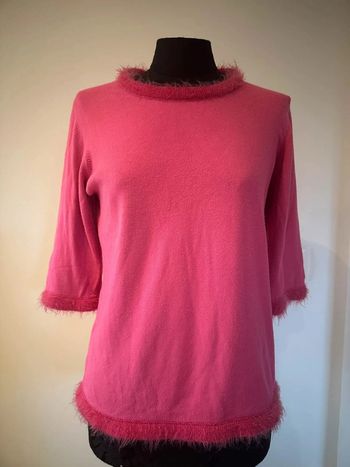 Pull rose froufrou
