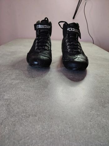 Chaussure moto
