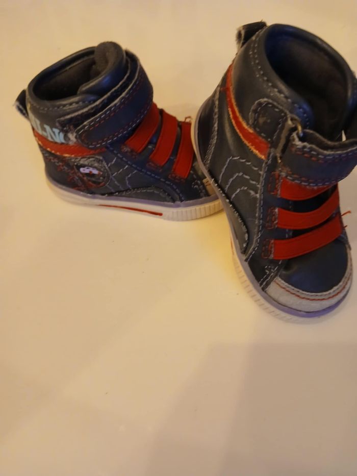 CHAUSSURE BEBE T 20 - photo numéro 2