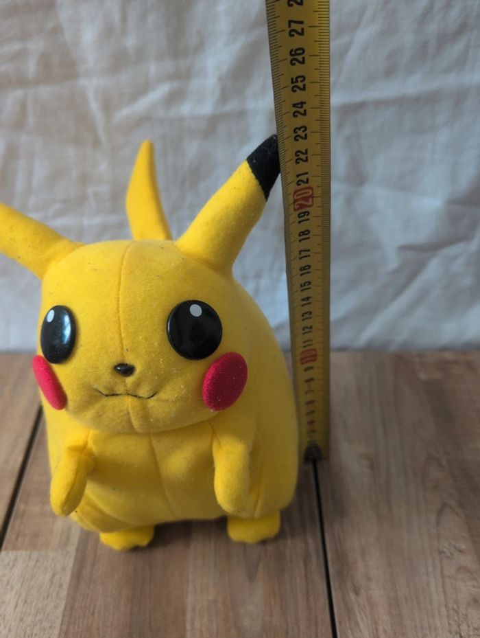 Peluche Pikachu - photo numéro 12