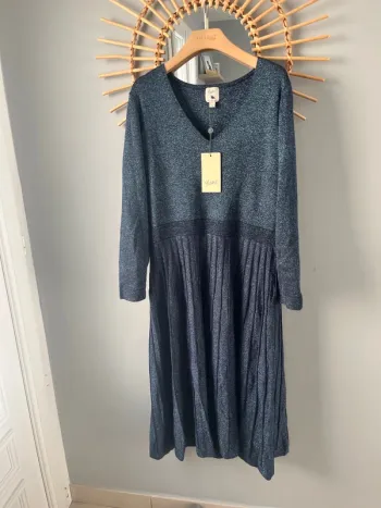 Robe de soirée ou coktail Yumi taille L marine neuve avec étiquette