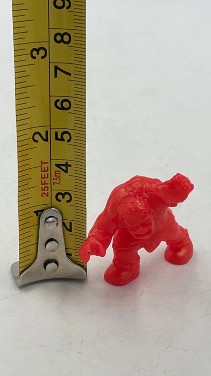 Figurine Monster In My Pocket N•48 HunchBack Red Matchbox - photo numéro 5